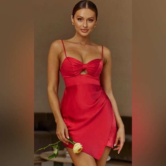 Selfie Leslie Hearts Beating Keyhole Bust Gathered Side Mini Dress - M - Picture 4 of 10